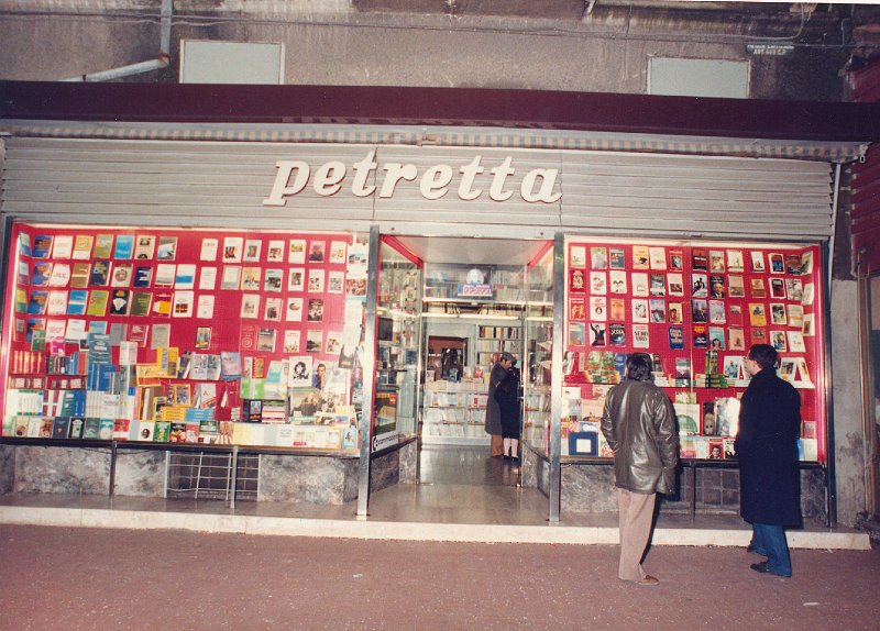 Libreria PETRETTA al CORSO _2.jpg
